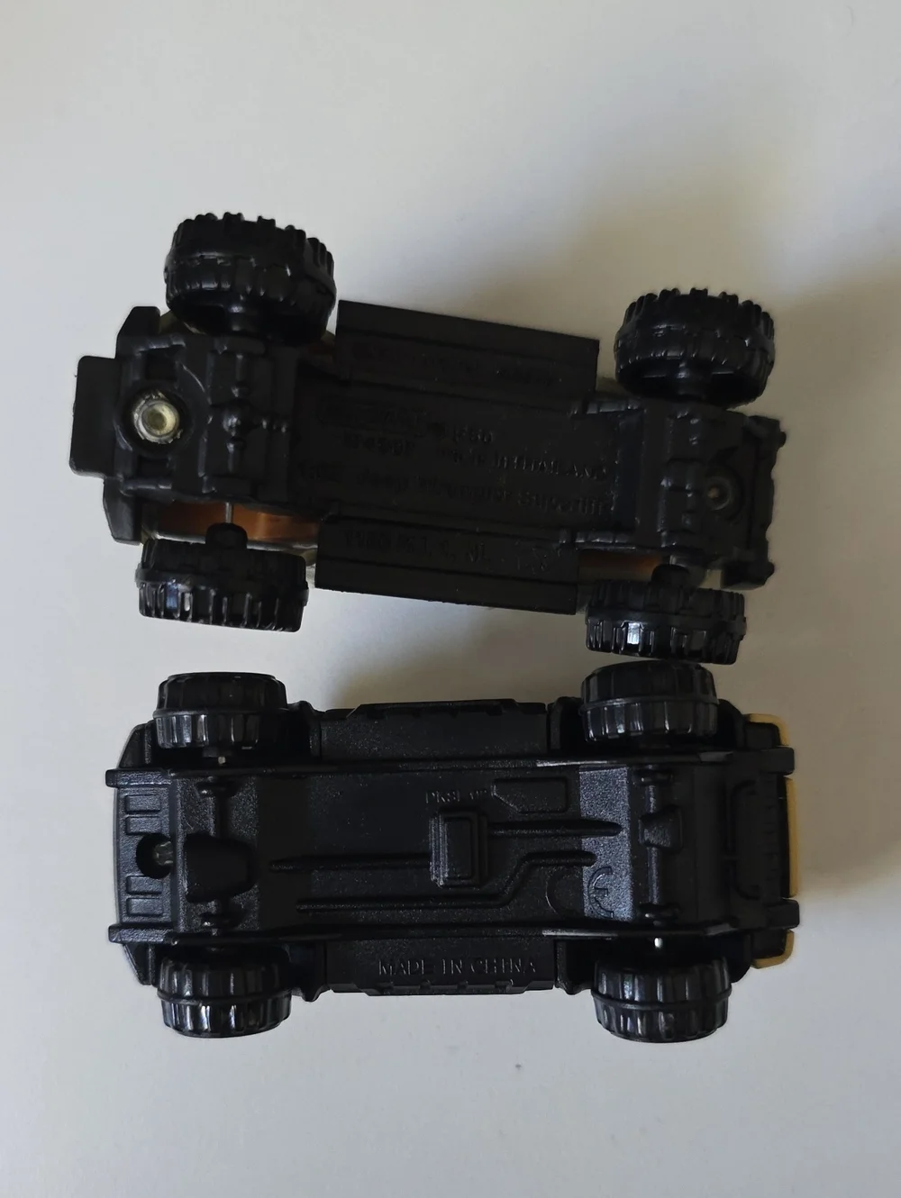 Matchbox Jurassic World Jeeps - OffRoad InGen Vehicle and Mercedes G550 Cars